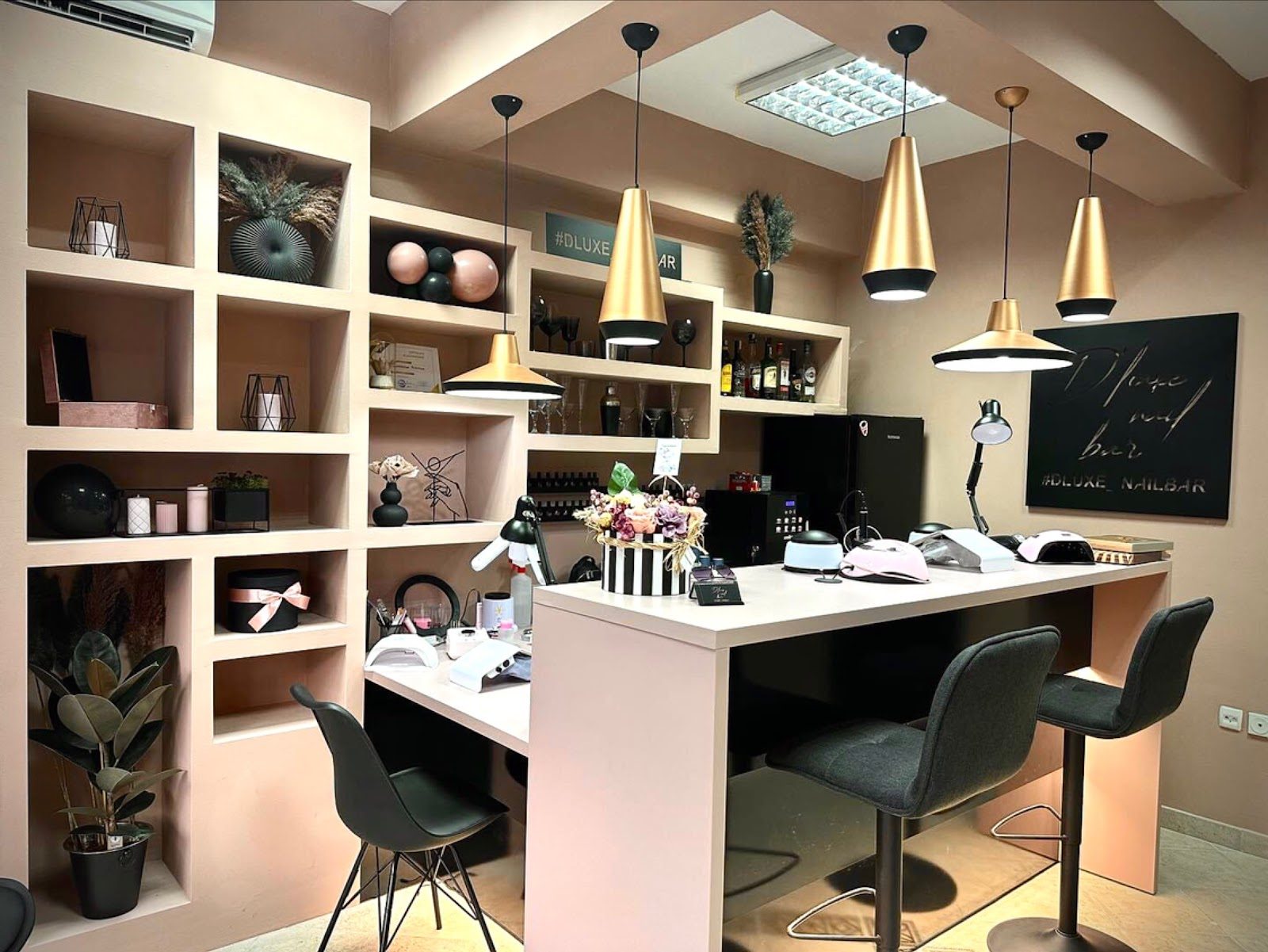 Dluxe Nail Bar Skopje, Nails, Skopje
